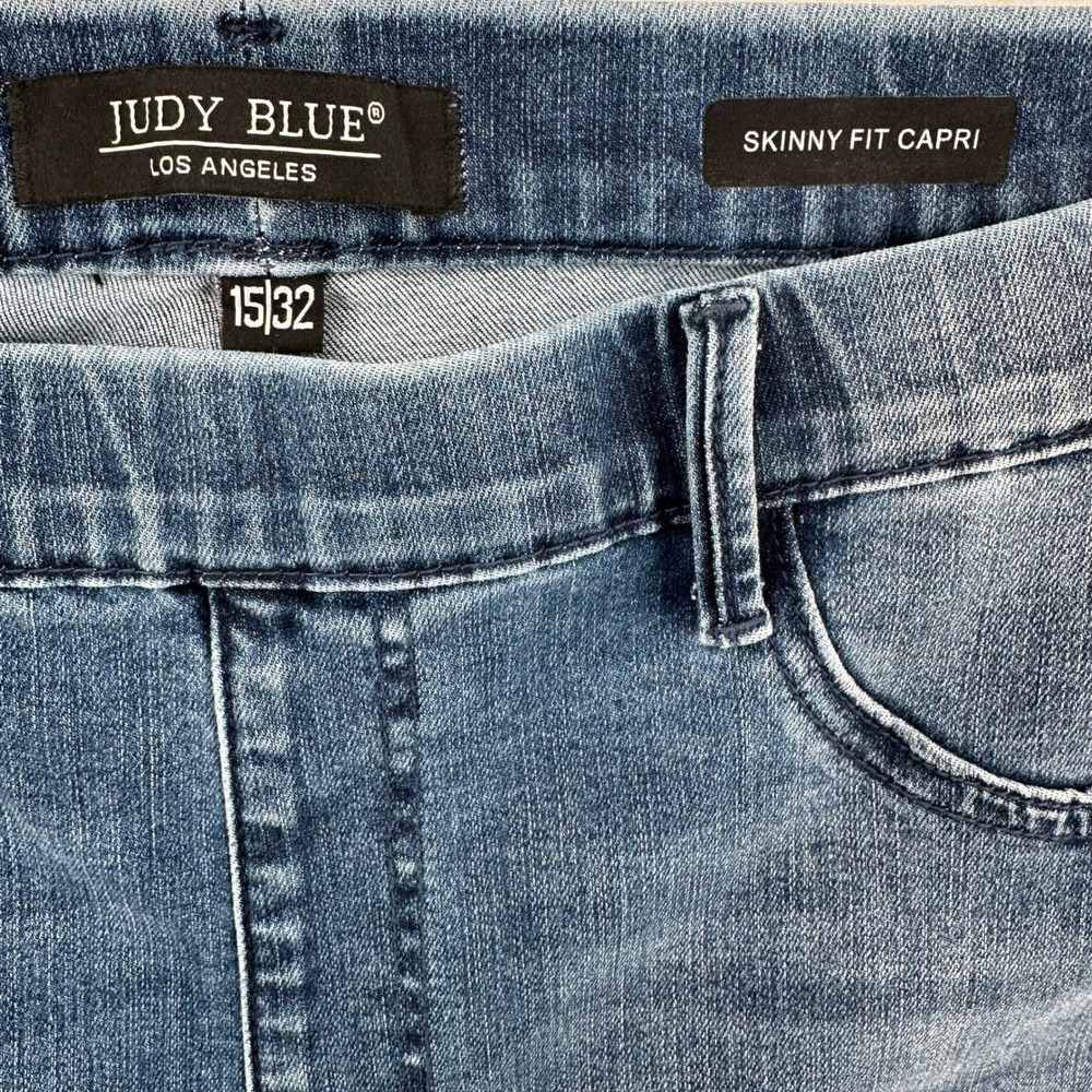 Judy Blue Women Size 15/32 Capri Skinny Fit Stretch Denim Blue Jeans Comfy Soft - Picture 5 of 8